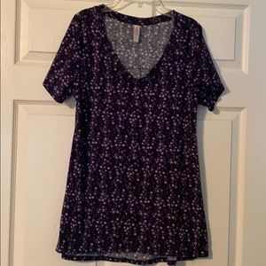 LuLaRoe Medium Christy Tee